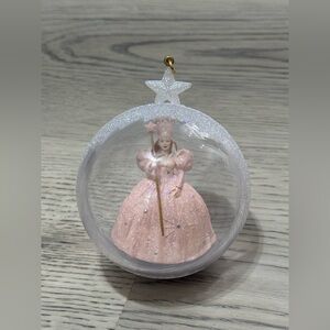 Hallmark Keepsake Glinda the Good Witch Arrives Wizard of Oz Christmas Ornament